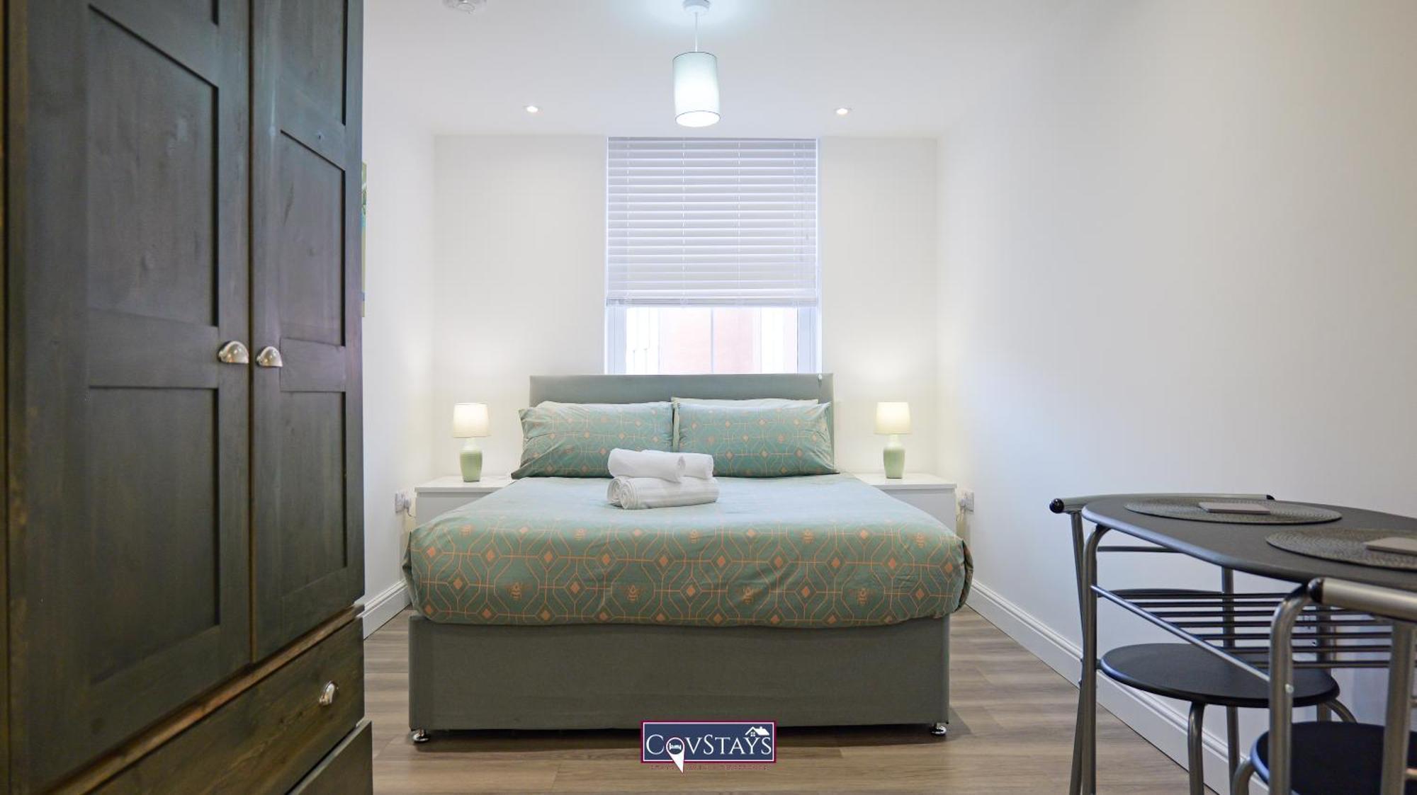 Apartment Old Silk - Serviced And 2-beds In Centre By Covstays *