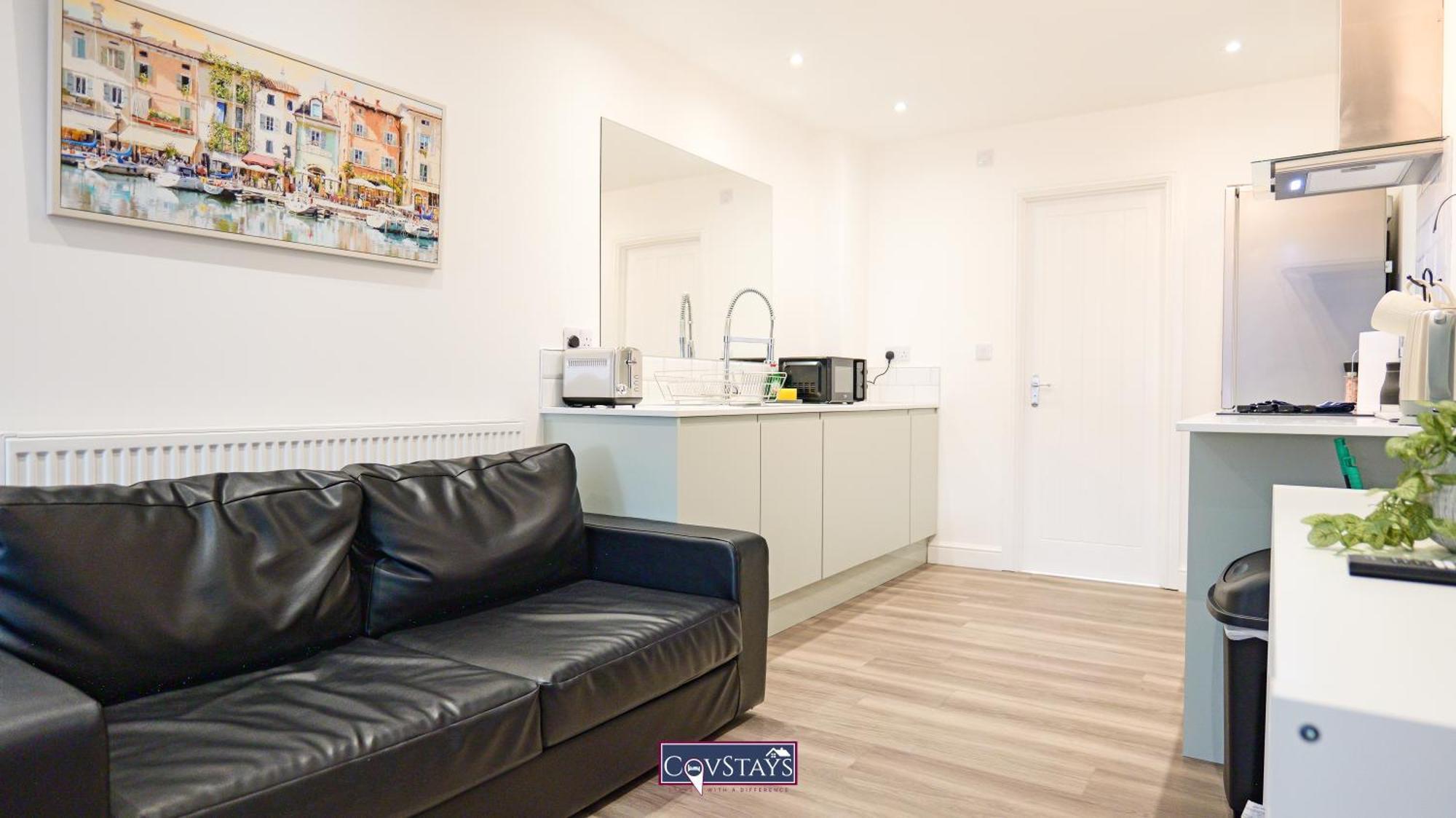 Old Silk - Serviced And 2-beds In Centre By Covstays