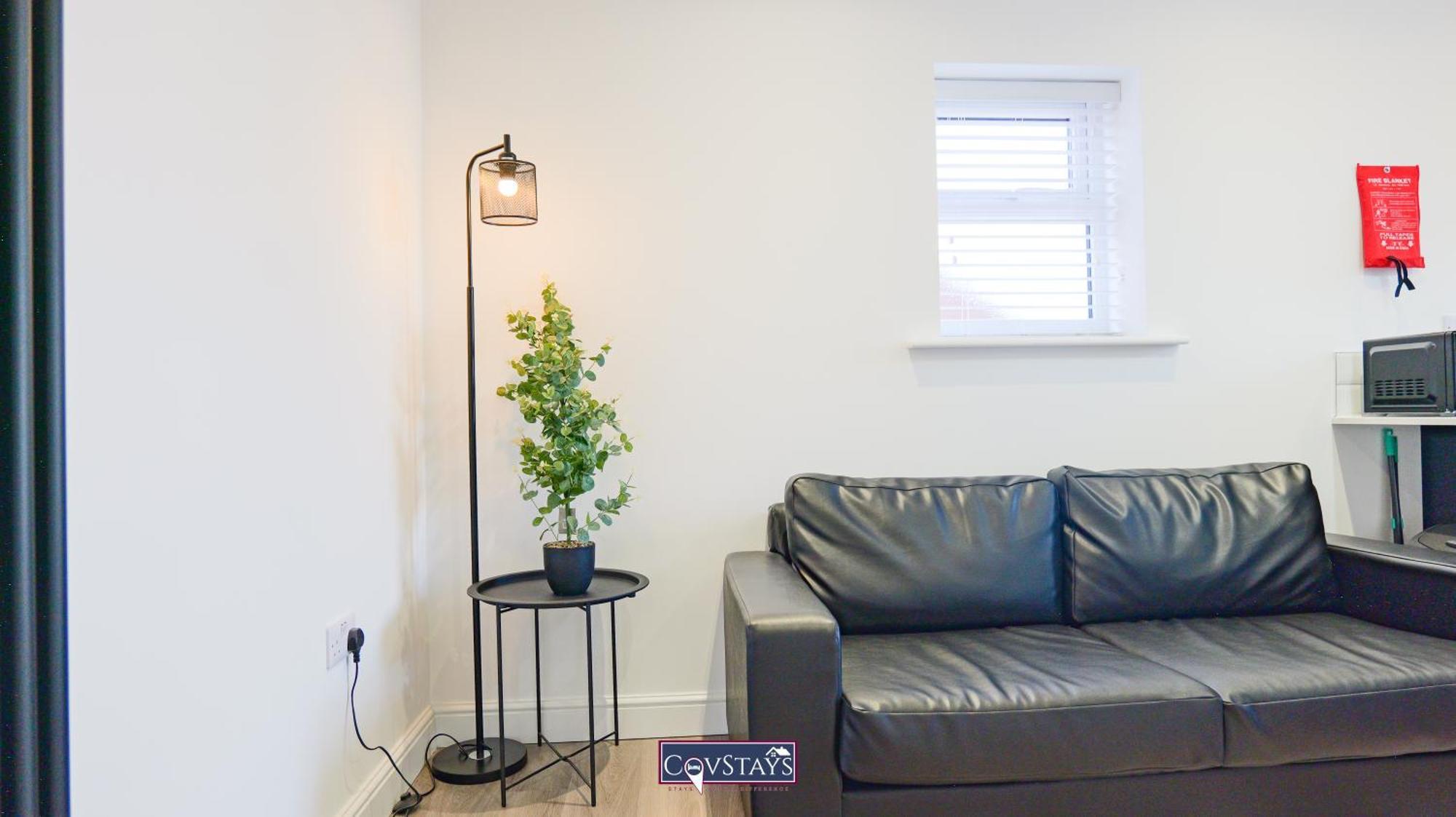 Apartment Old Silk - Serviced And 2-beds In Centre By Covstays *