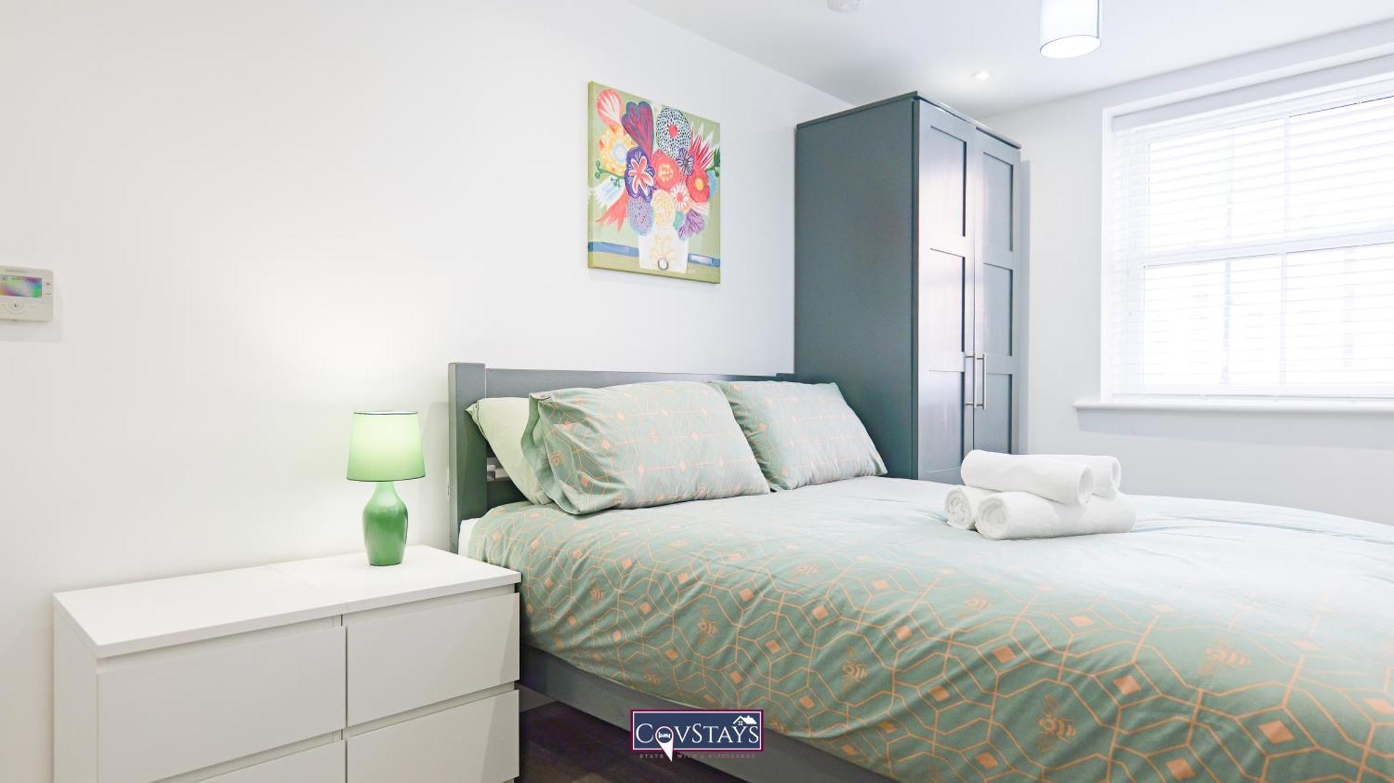 Old Silk - Serviced And 2-beds In Centre By Covstays Apartment Coventry