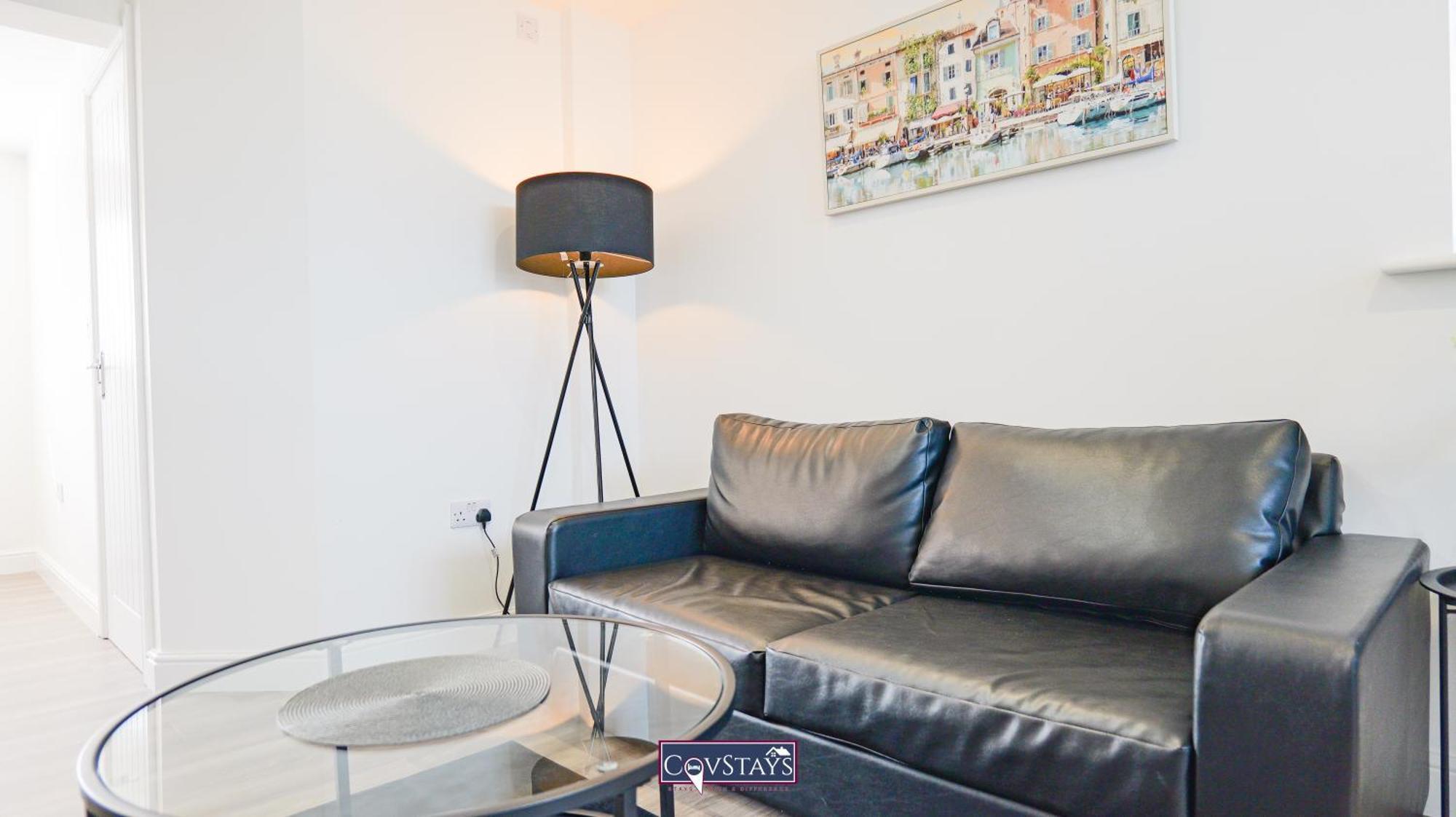 Old Silk - Serviced And 2-beds In Centre By Covstays * Coventry